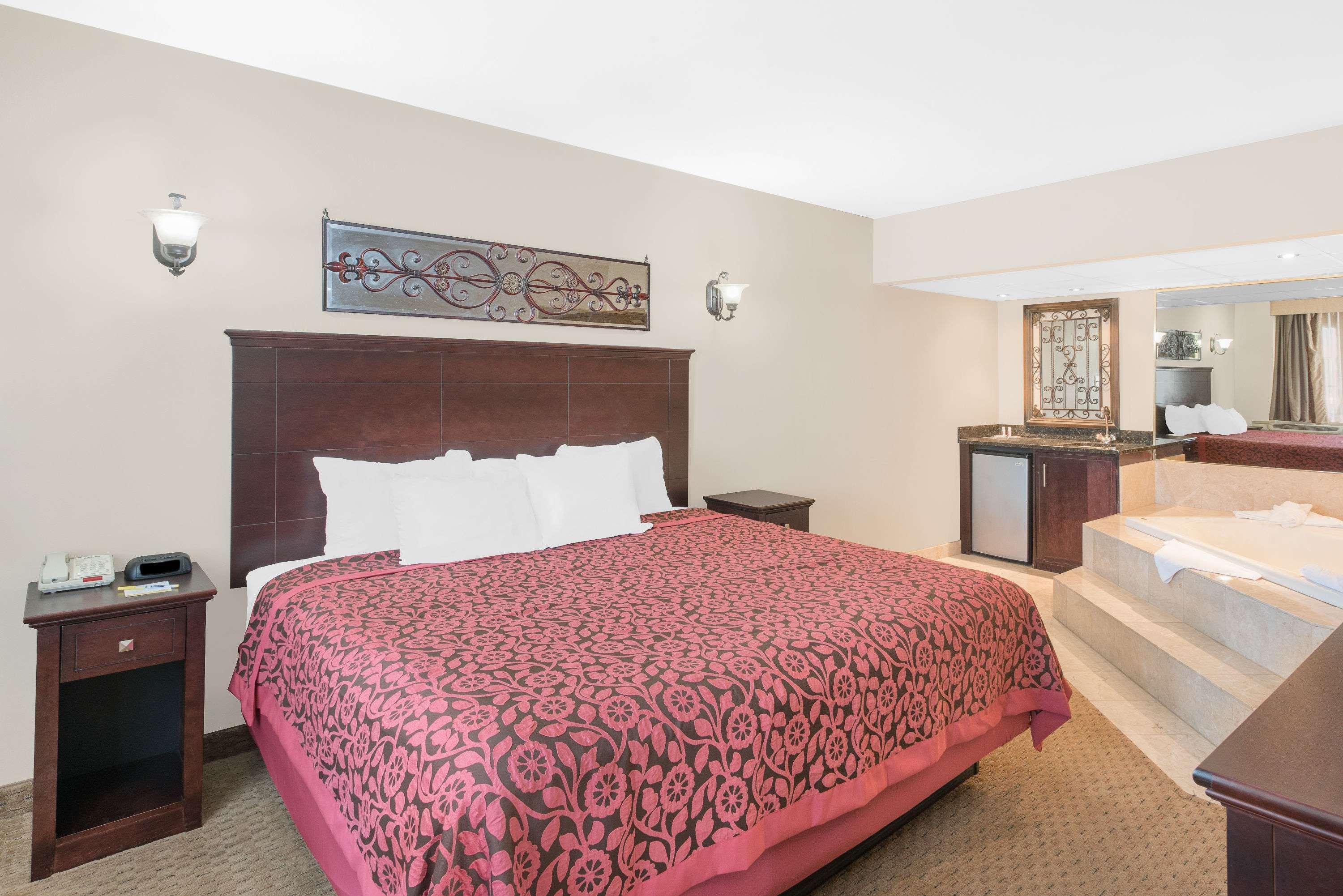 Days Inn By Wyndham Springfield/Phil.Intl Airport Ngoại thất bức ảnh
