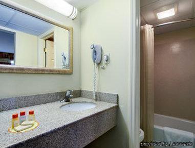 Days Inn By Wyndham Springfield/Phil.Intl Airport Phòng bức ảnh